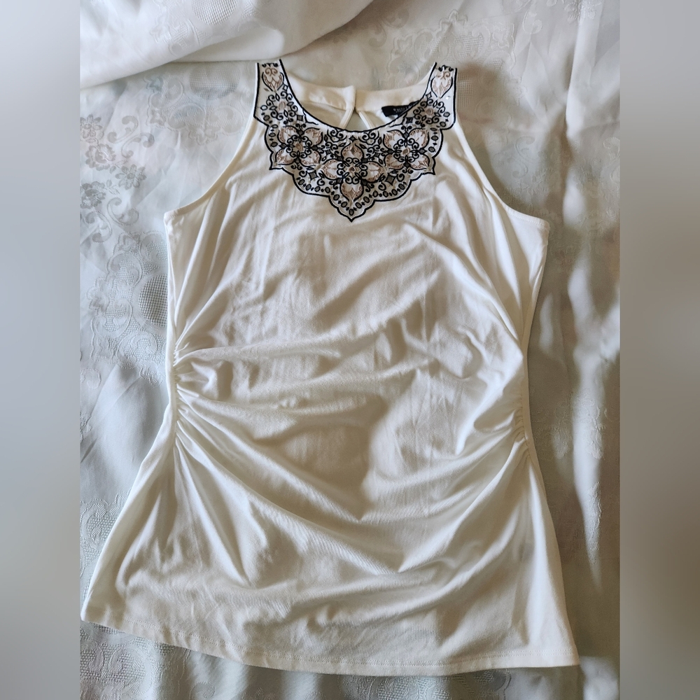 Elegant WHBM Embroidered Front Sleeveless Top Sz M NEW!